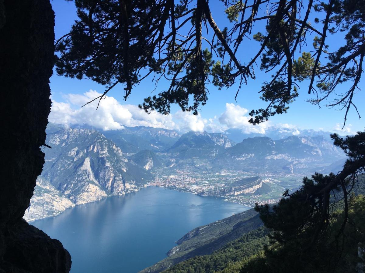 Apartments Panoramica Malcesine Luaran gambar